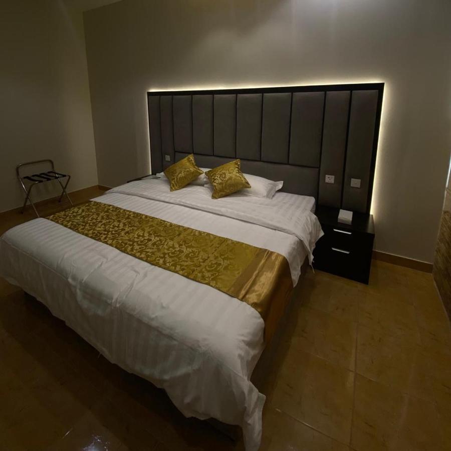 فندق ادوماتو Adomato Hotel Dawmat al-Jandal Экстерьер фото